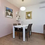 Luce ספליט