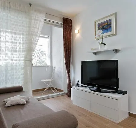 Luce Lägenhet Split